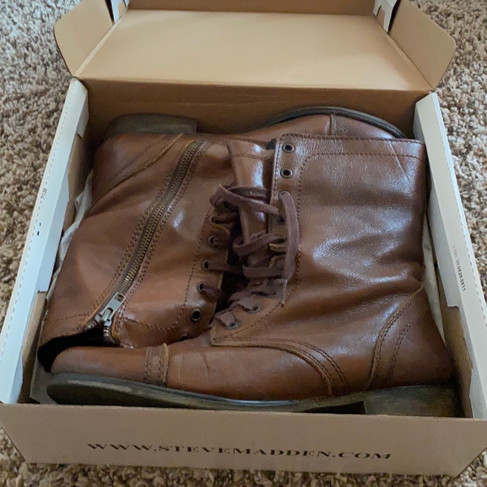 Steve Madden Troopa Boots , Lightly Used